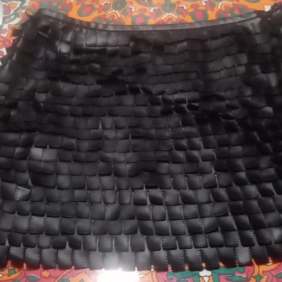 Max Studio Specialty Product black faux leather mini skirt size 8. - Picture 8 of 11